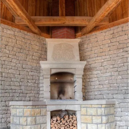 Krysztalowa Mini-hôtel Jozefow (Bilgoraj)