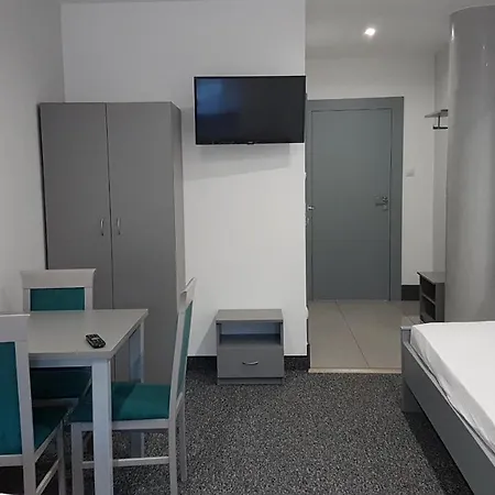 Krysztalowa Fogadó *