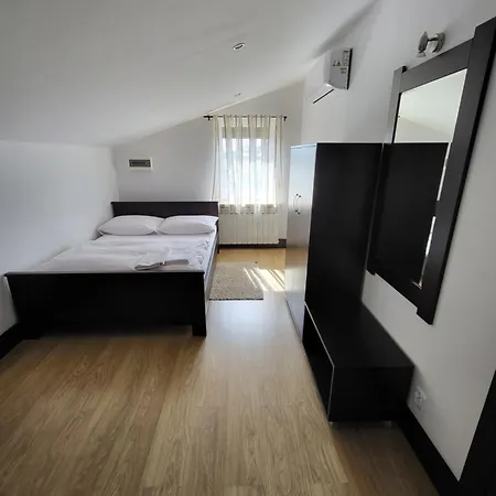 Krysztalowa * Jozefow (Bilgoraj)