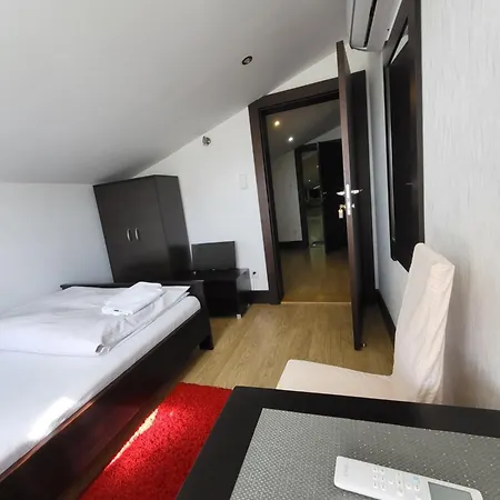 Krysztalowa * Jozefow (Bilgoraj)