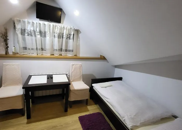 Kryształowa Józefów Zajazd