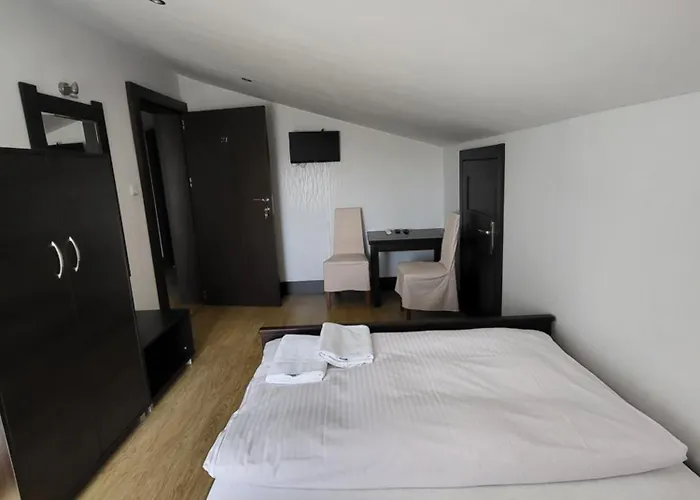 Zajazd Kryształowa Józefów