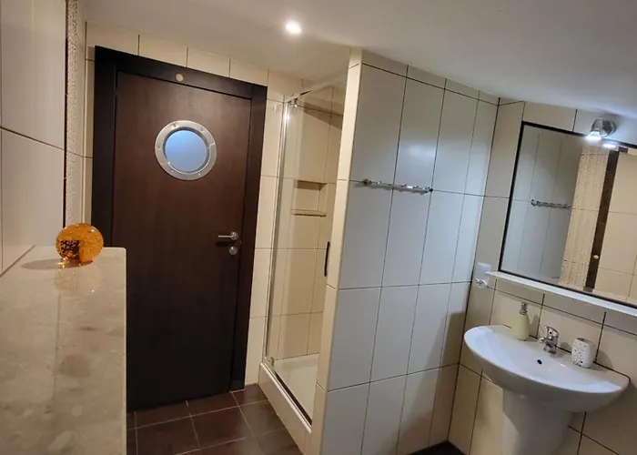 Kryształowa Józefów *